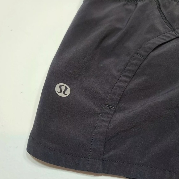 Lululemon Run Times Short II 4” Inseam Black Size 4 Womens - Picture 3 of 8